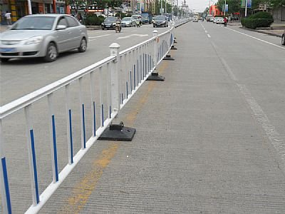 道路護(hù)欄