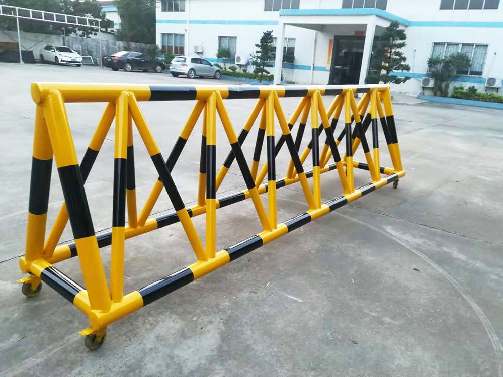 防暴欄